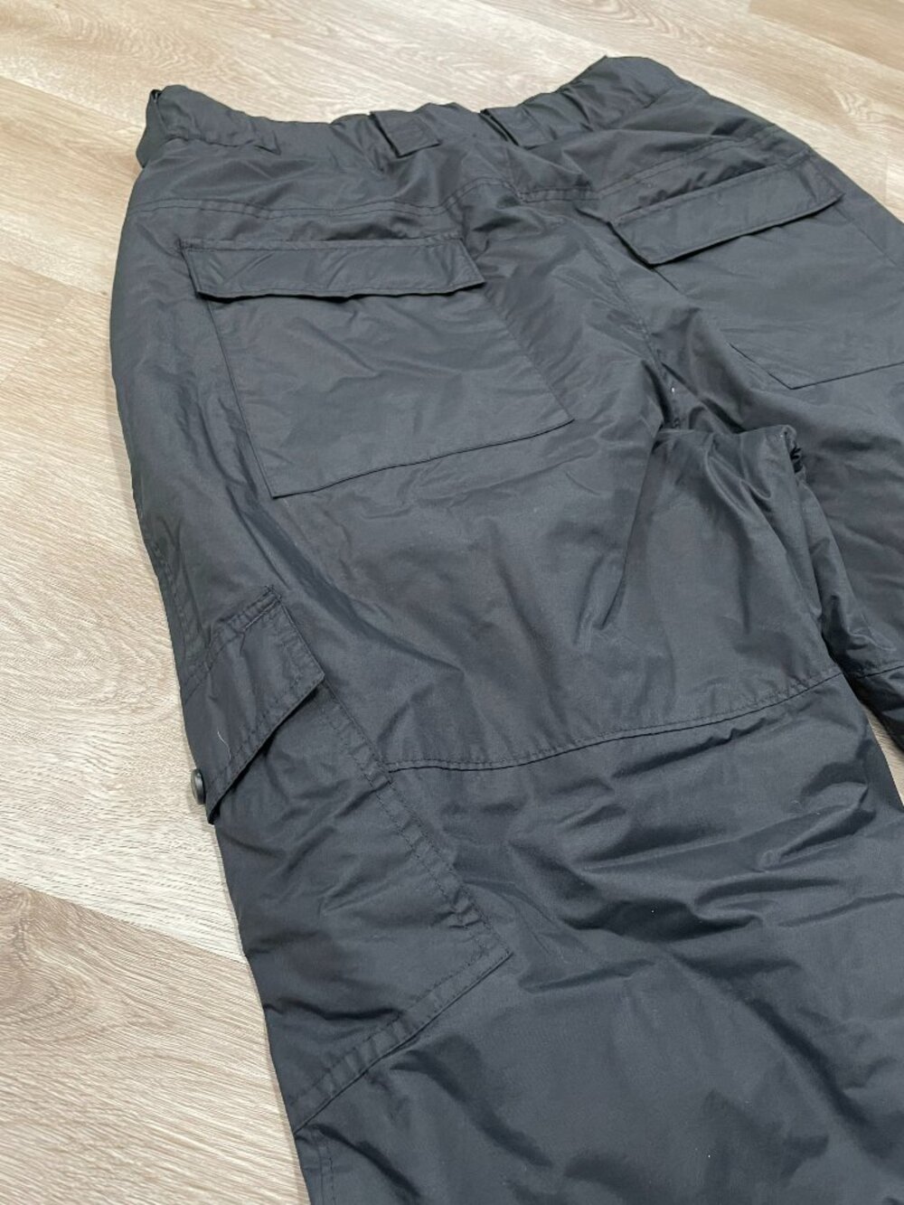 Outdoor Pants - Picture 5 of 14